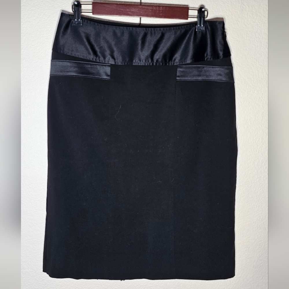 Worthington Women's Skirt sz 10 Black Lined Knee Length Side Zip